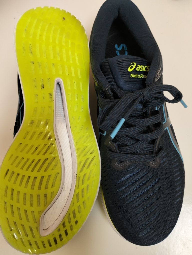 Tênis Asics Meta Ride