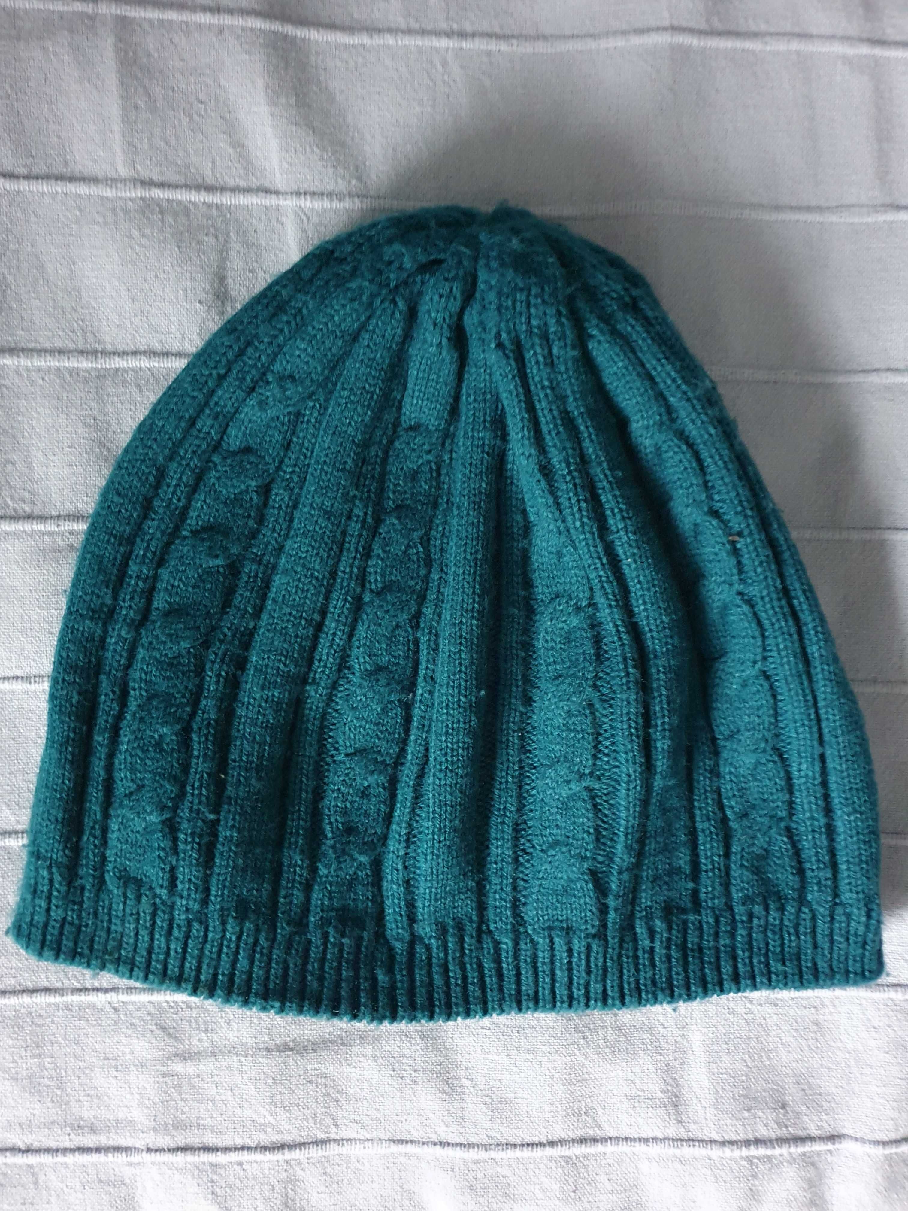 Turkusowy beret, H&M