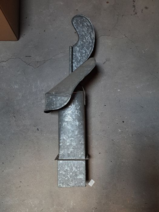 Strażak kominowy, obrotowy podstawa 12x12 cm kwadrat, wysokość 84 cm