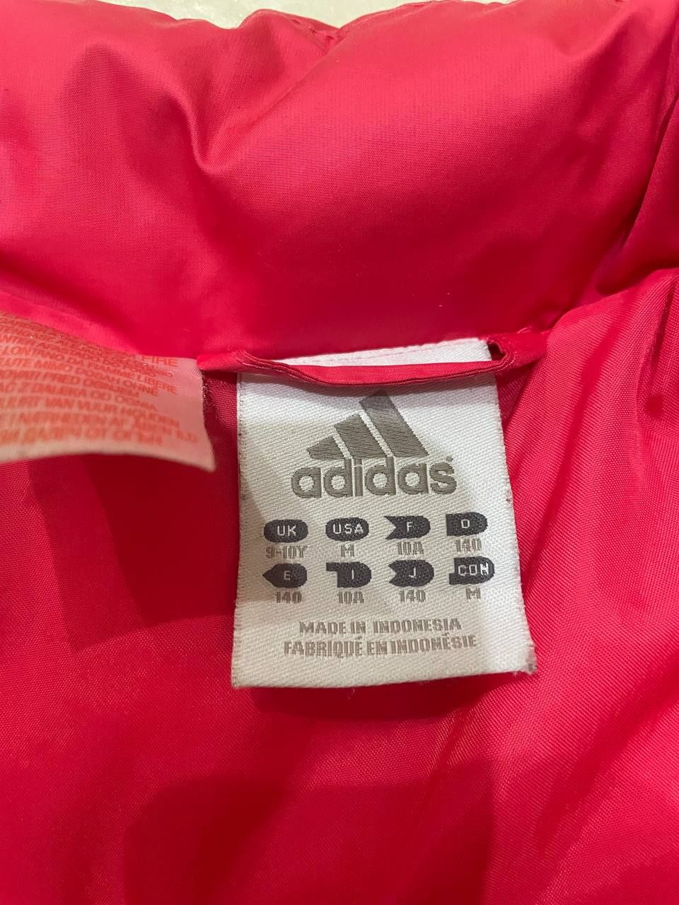 куртка ,спортивный костюм  на девочку adidas