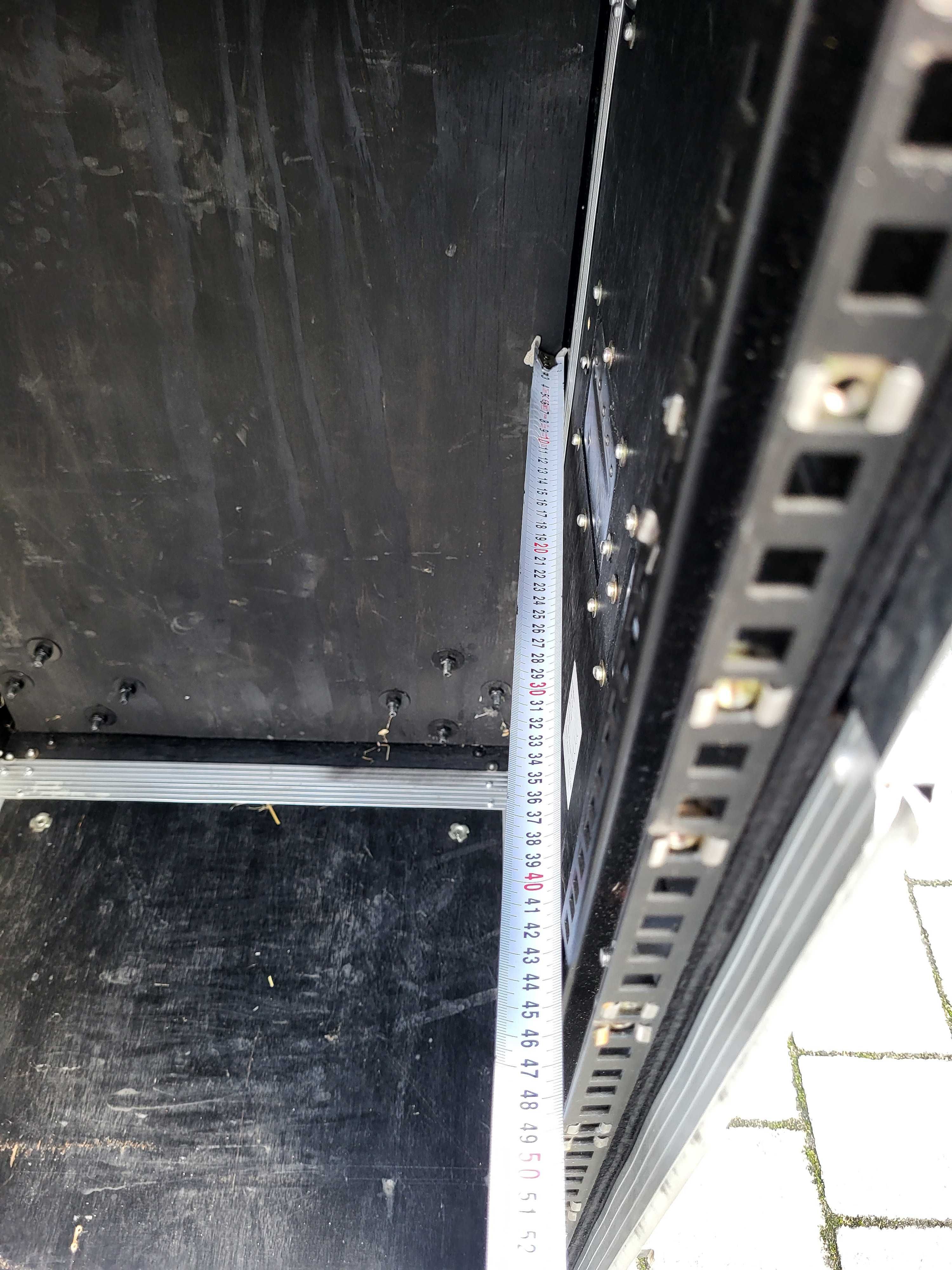 RACK 18U Double door 1x szyna - 47cm do klapy  Dostępne 4 sztuki
