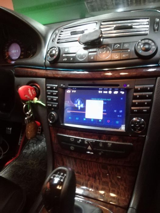 Rádios Gps dvd bluethoot Mercedes Classe CLS W219 Classe G W463 w21
