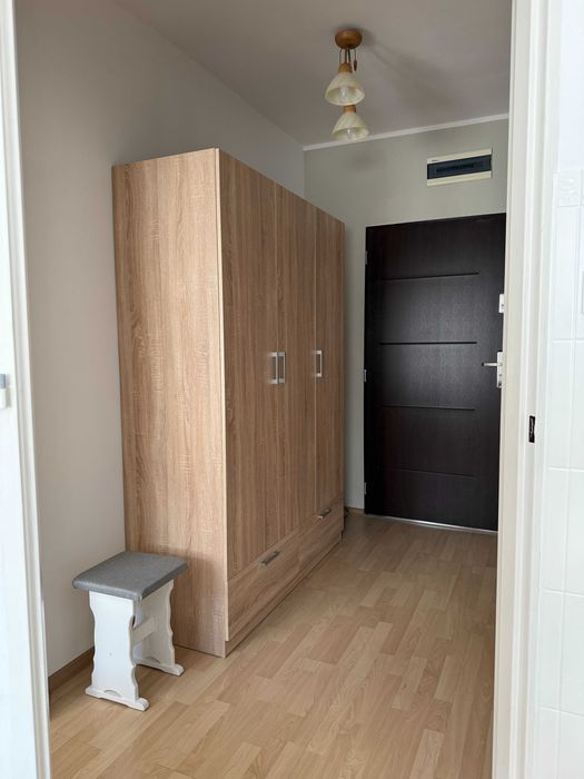 Mieszkanie 33,5m2 ,I piętro, os.Piastowske, do zamieszkania.