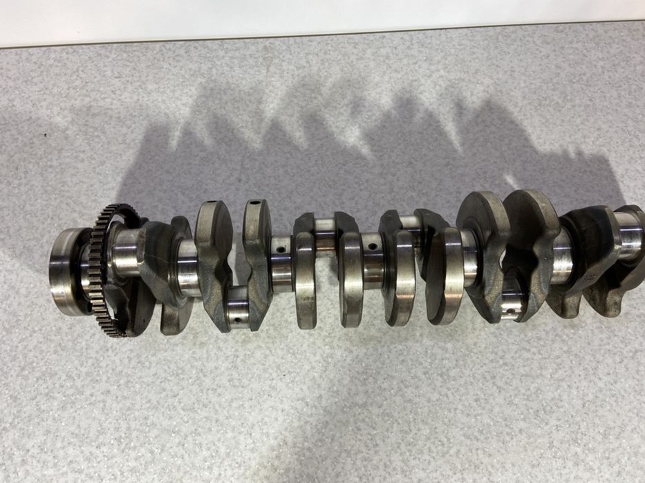 Коленвал на БМВ Е39 Е38 Е46 М57 3.0d 530d Колінвал