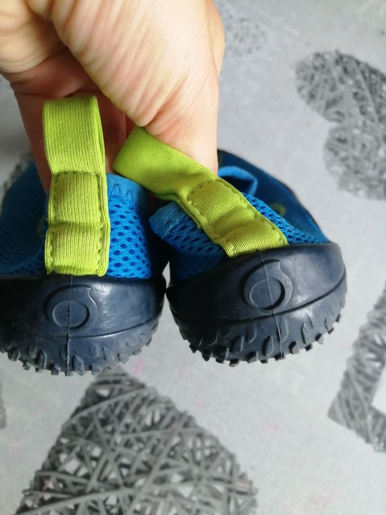 Buty do wody, na rafę r. 30/31 Decathlon