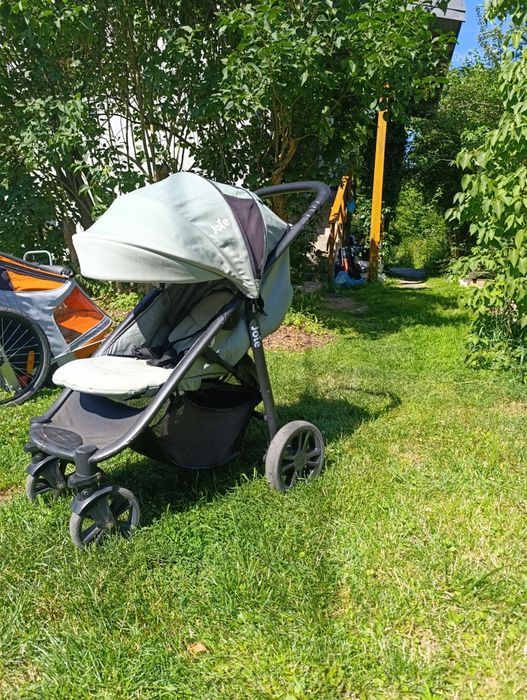 Wózek spacerowy Joie