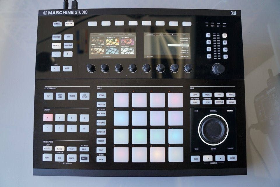 Como N O V O ! ! » Native Instruments Maschine Studio (com software)