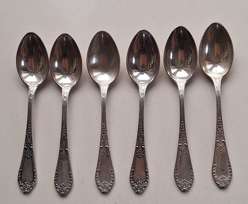 Posrebrzane łyżeczki