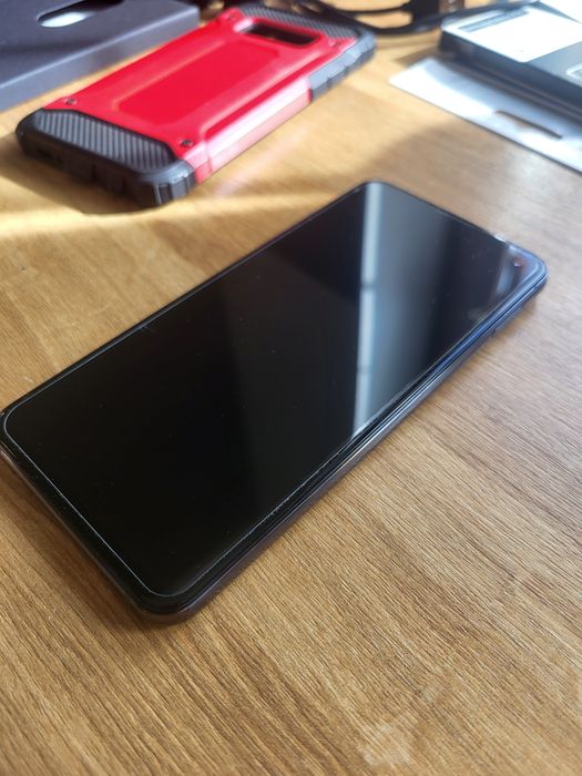 Samsung s10e jak nowy na gwarancji komplet