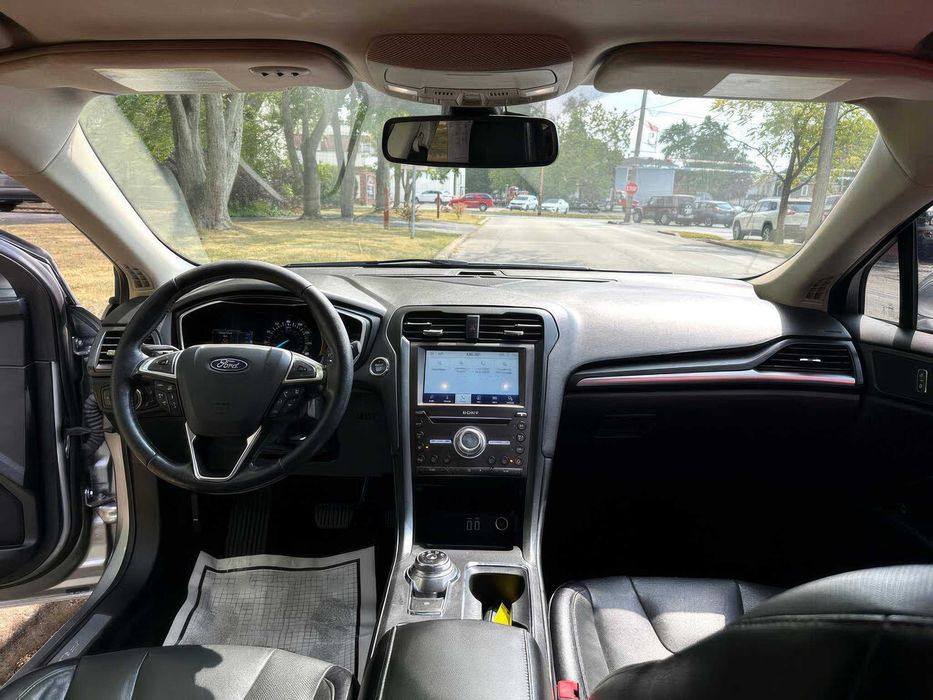 Ford Fusion      2020