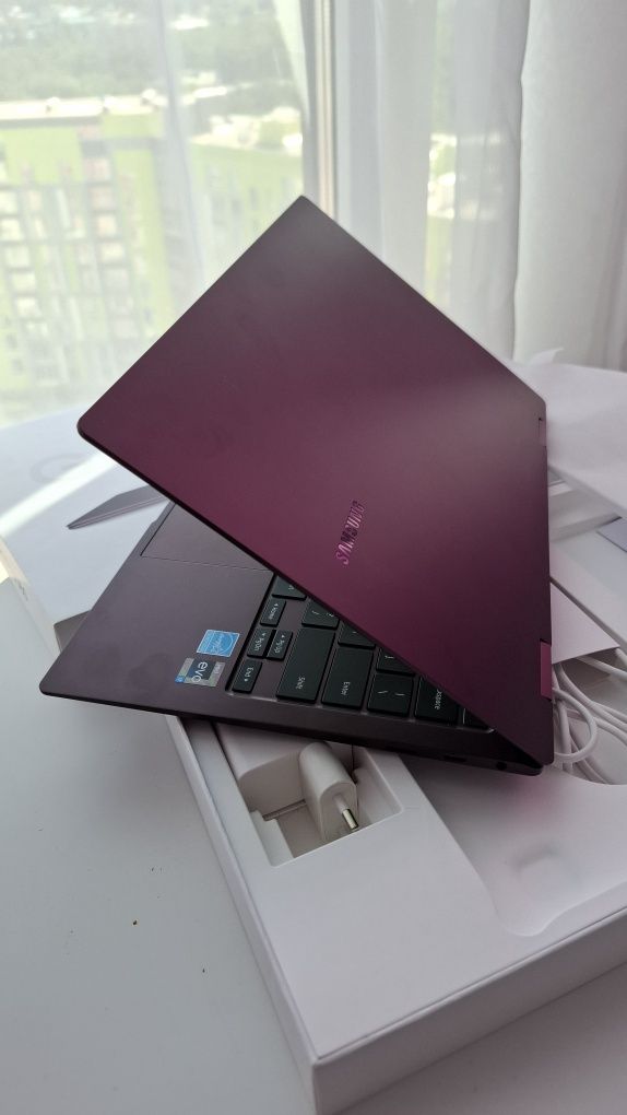 Samsung Galaxy book 2 Pro360 i7 1260p 16 ddr5 512 ssd amoled