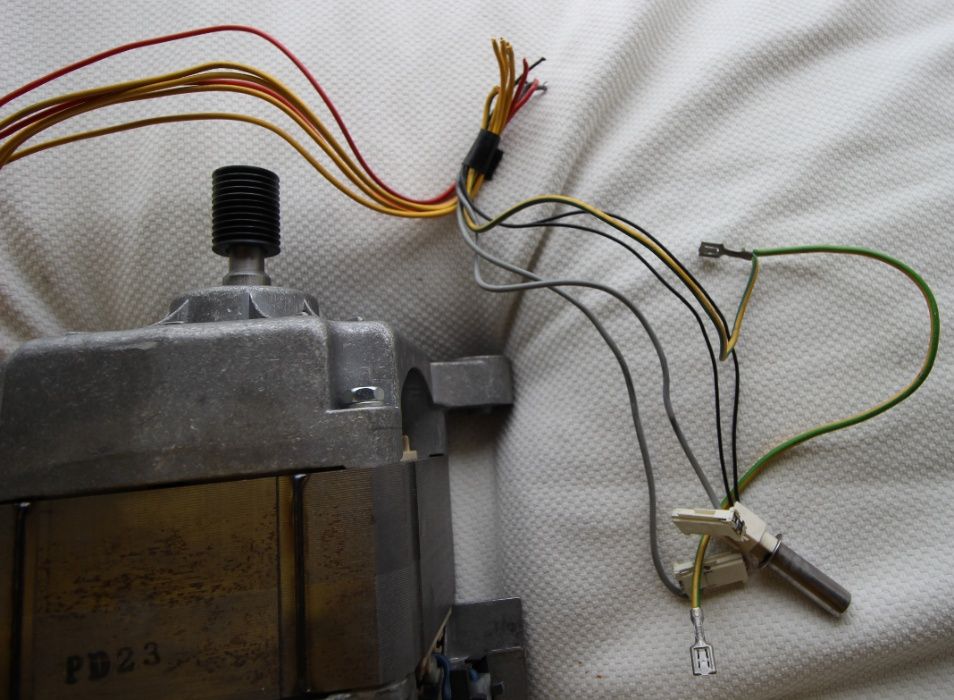 Silnik  do pralki - Electrolux EWT 10040W