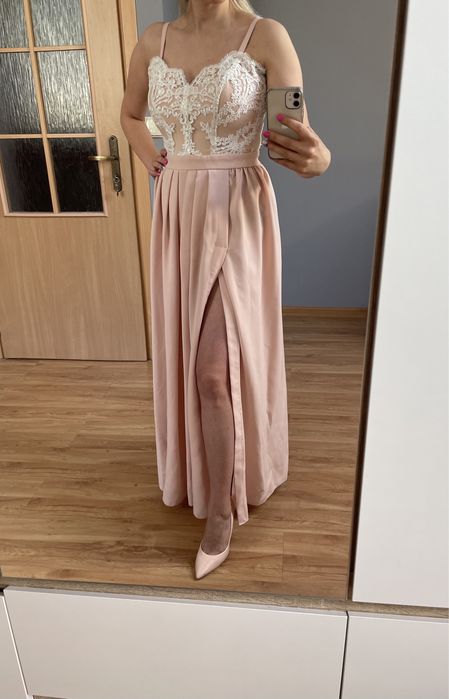 Sukienka na wesele z koronka Loola pudrowy róż