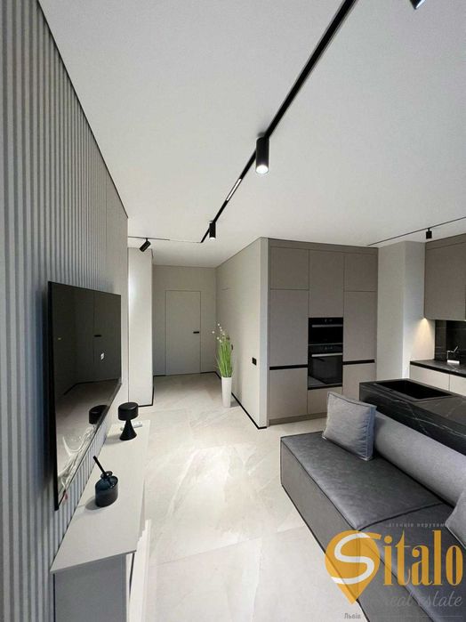 Продаж 2 кімнатної квартири, вулиця  Кругла ( Варшавська)