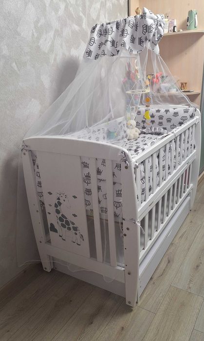 Дитяче ліжко з маятником