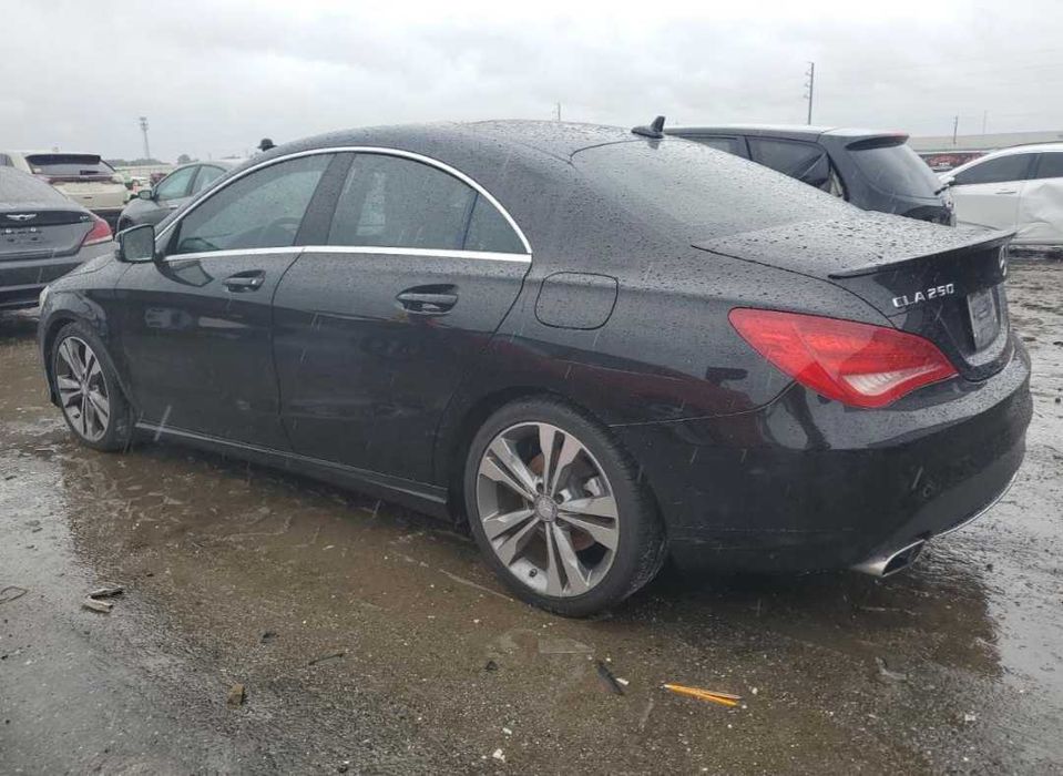 Кришка багажника MERCEDES CLA c117 ляда мерседес пята дверь