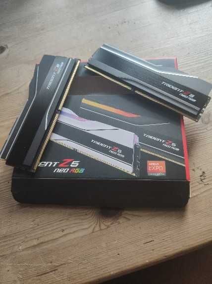 Pamięci ram 2x16gb DDR5 G.SKILL 6000 cl26 1.4V (wyjątkowe)