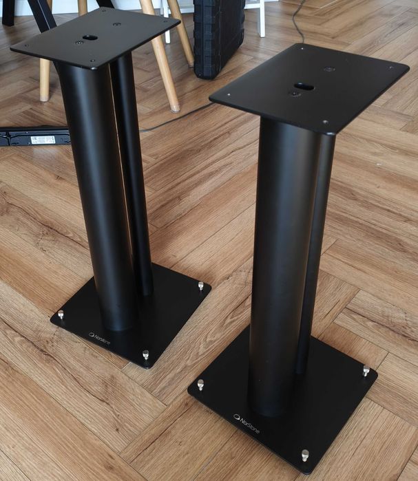 Standy pod kolumny głośnikowe Norstone Stylum 2 Stand Czarny kolor