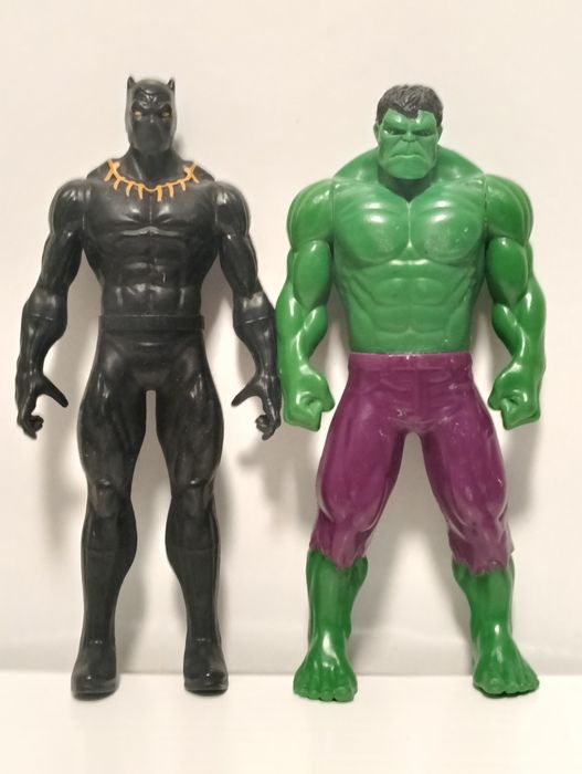 Lote 6 figuras de acção Marvel Hasbro 15 cm
