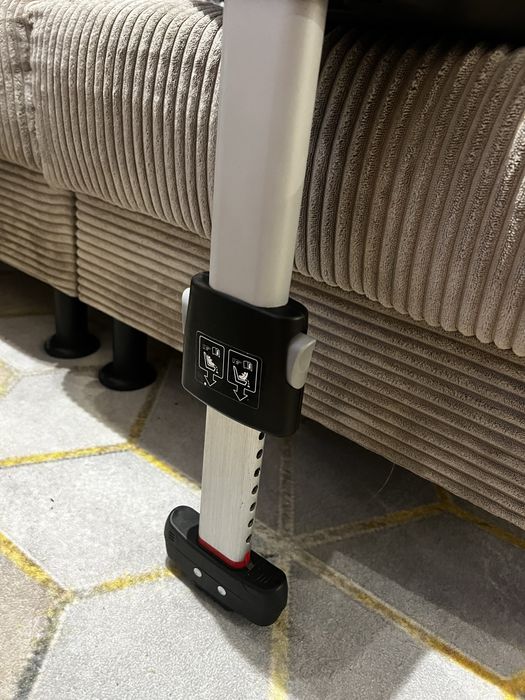Fotelik samochodowy z bazą britax römer