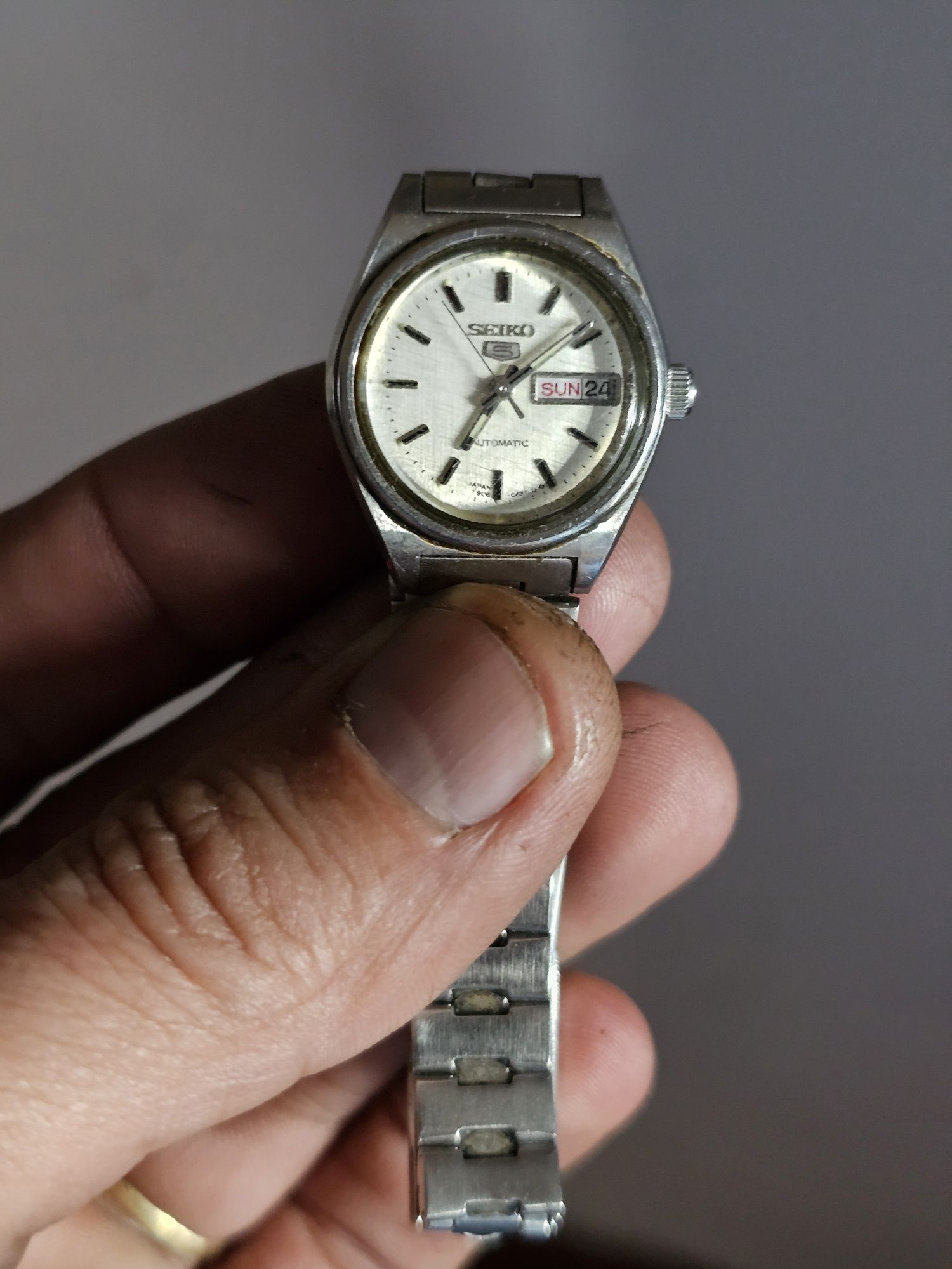 Vendo relógio Seiko usado em bom estado de senhora ppr 20 euros