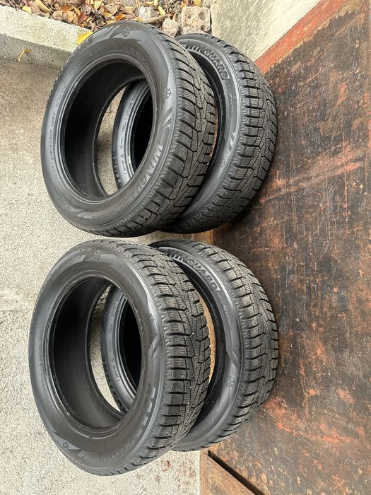 Комплект зимней резины Roadstone 215/60/17