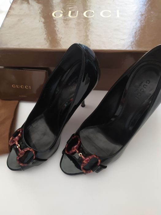 Maravilhosos sapatos Gucci 36