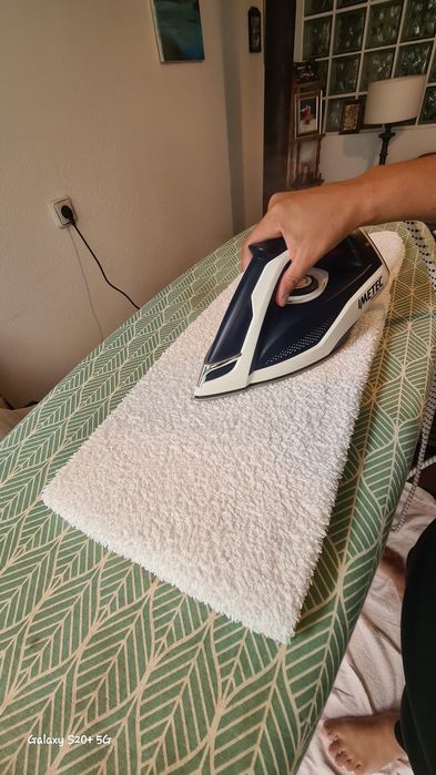 LIMPEZA PROFISSIONAL da casa e engomadoria ao DOMICÍLIO.