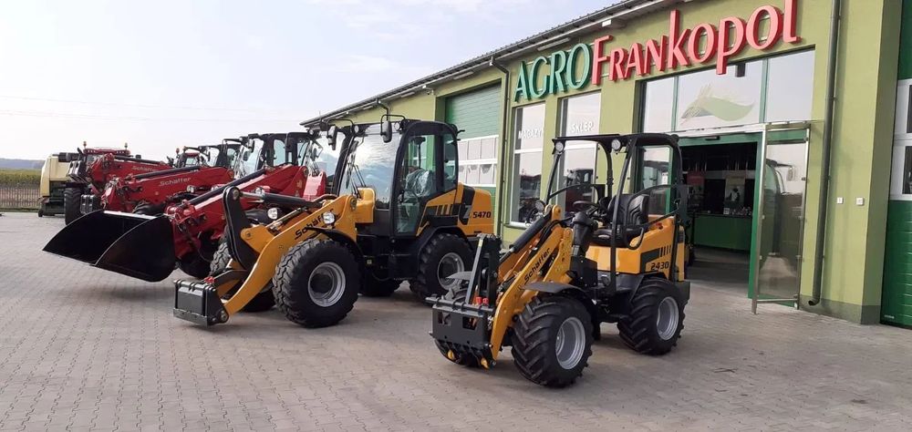 Schäffer 2428  Mini ładowarka przegubowa Schaffer 2428 budowlana