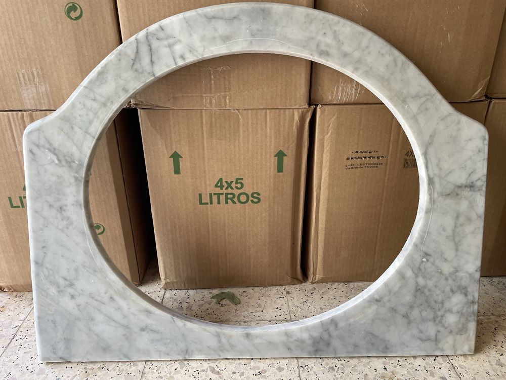 Vendo Lavatório Valadares com pedra incluída