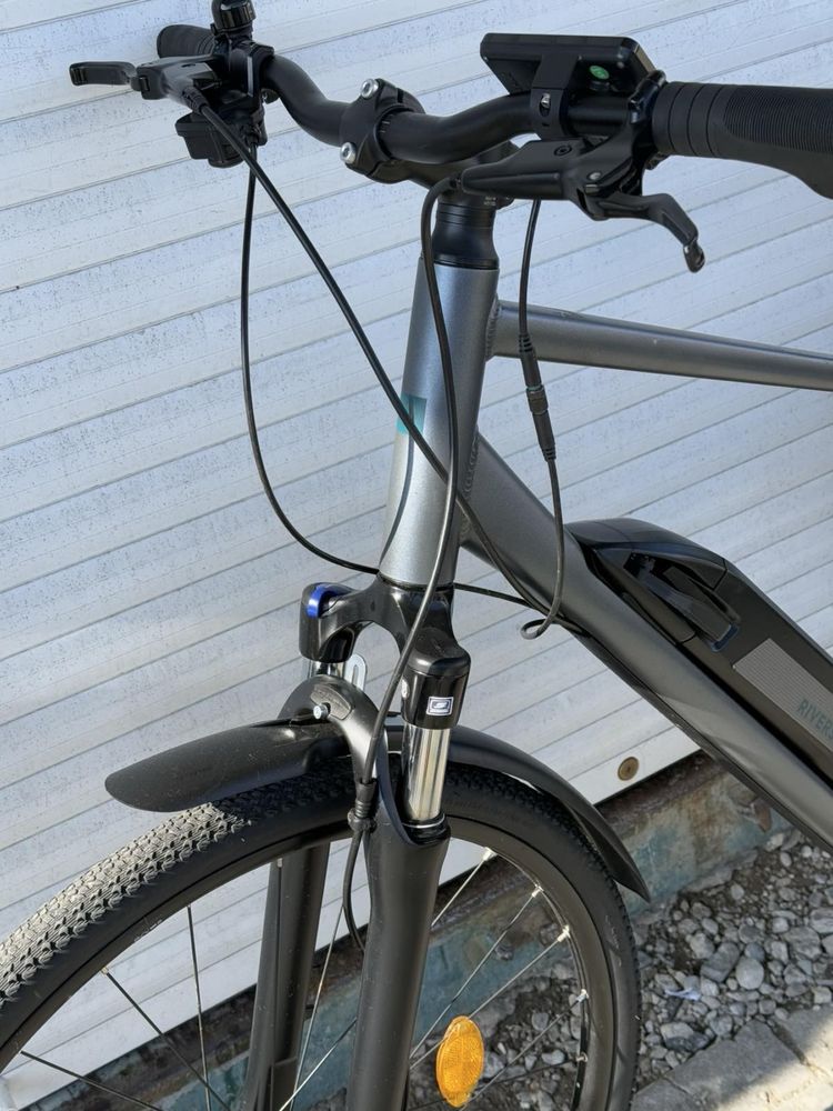 Btwin Riverside E електровелосипед дорожній міський шосейний турист