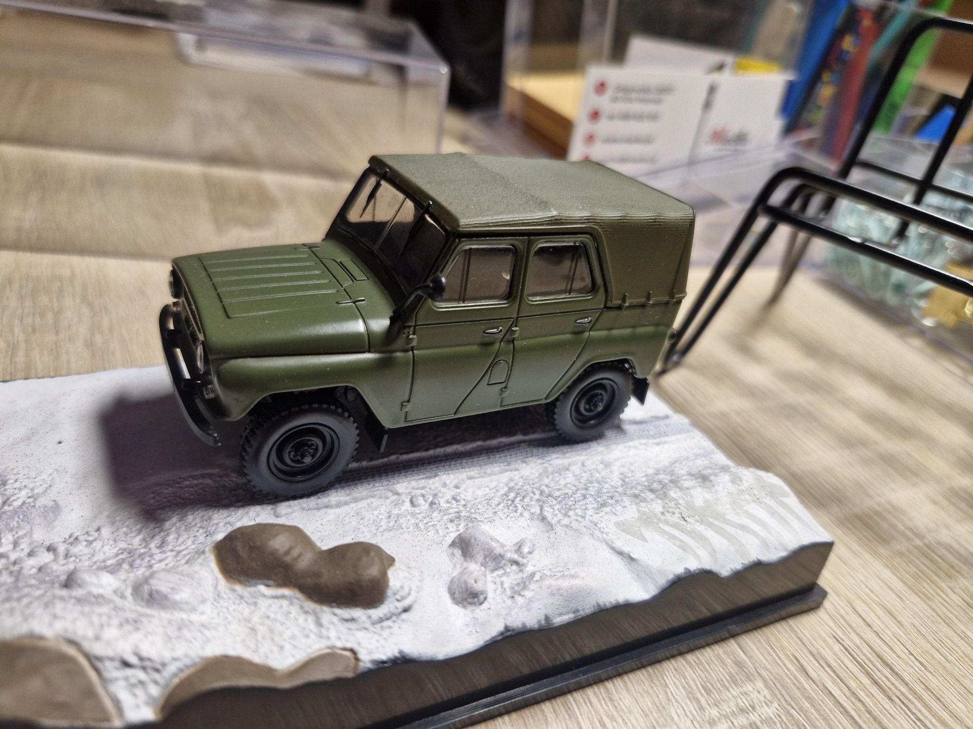 Sprzedam model Uaz skala 1.43 deagostini