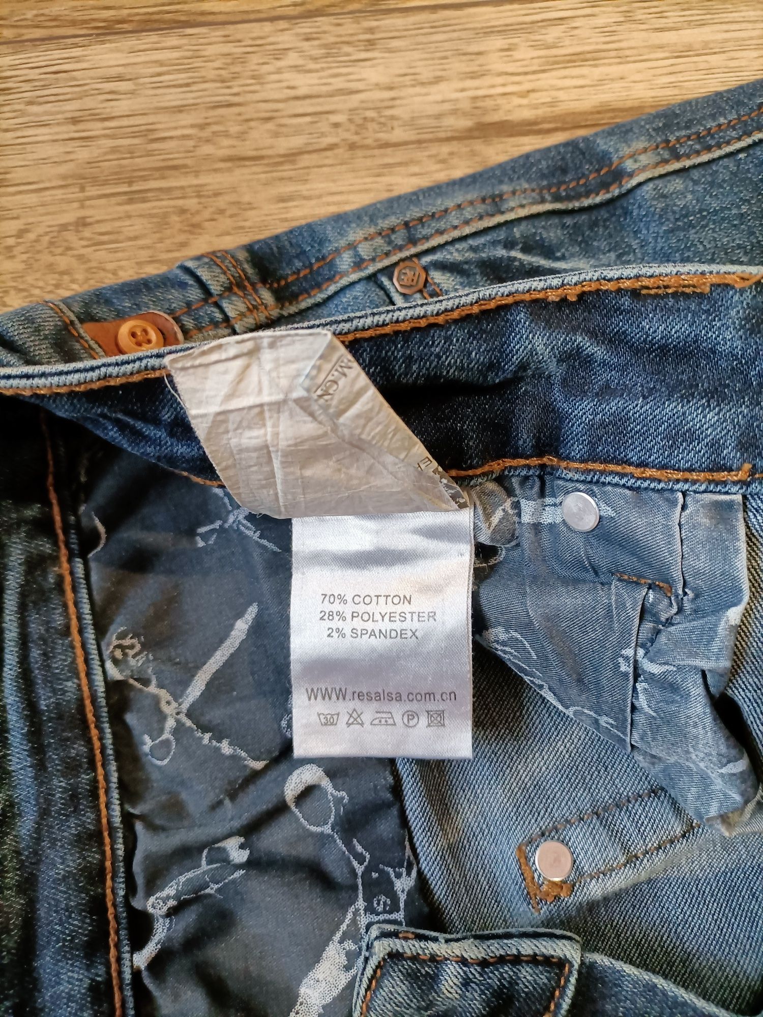 Męskie jeansy rozmiar 31