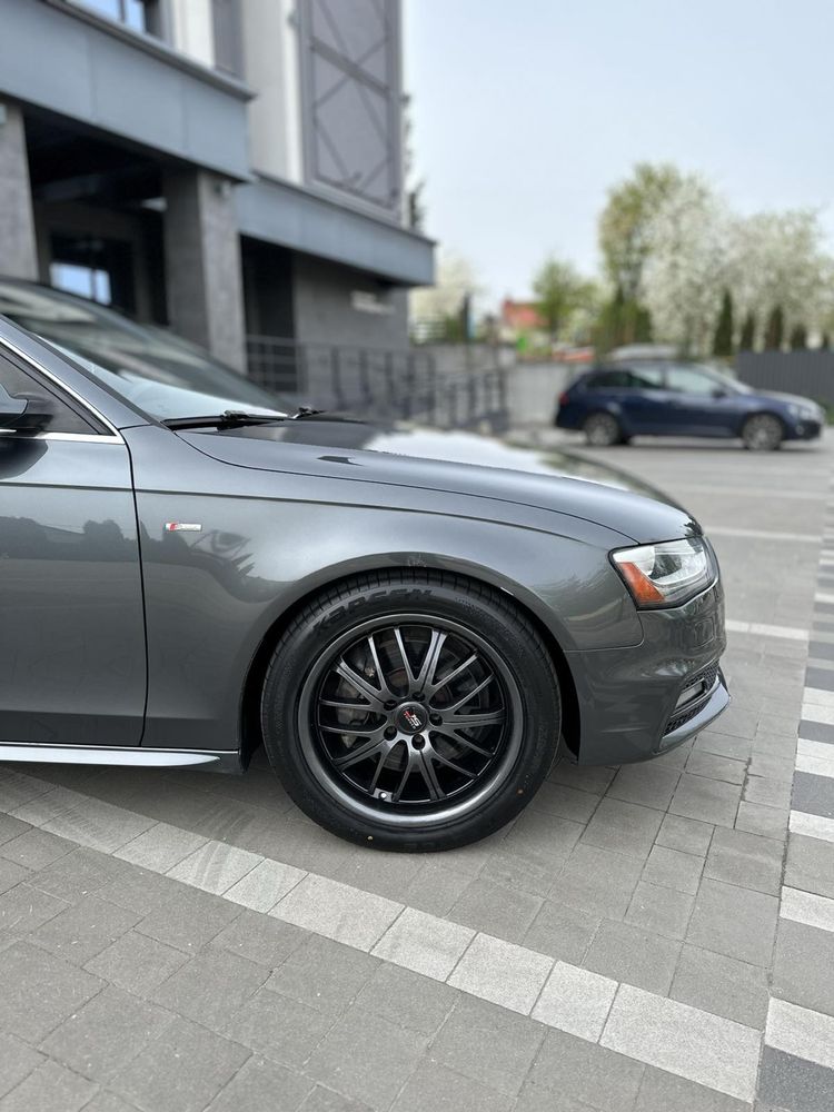 Audi a4 b8 2013 рік