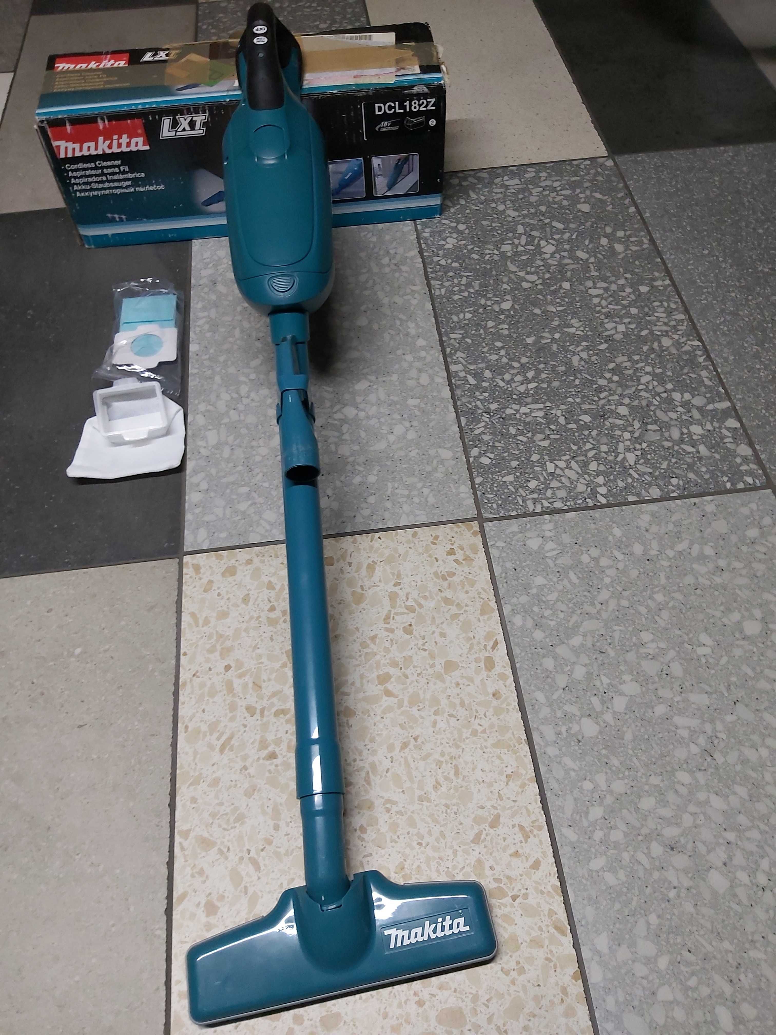 Odkurzacz Makita DCL 182Z 18V jak nowy !!!