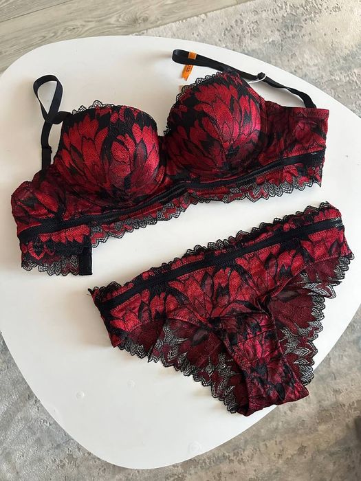 Комплект бюстгальтер+ трусики