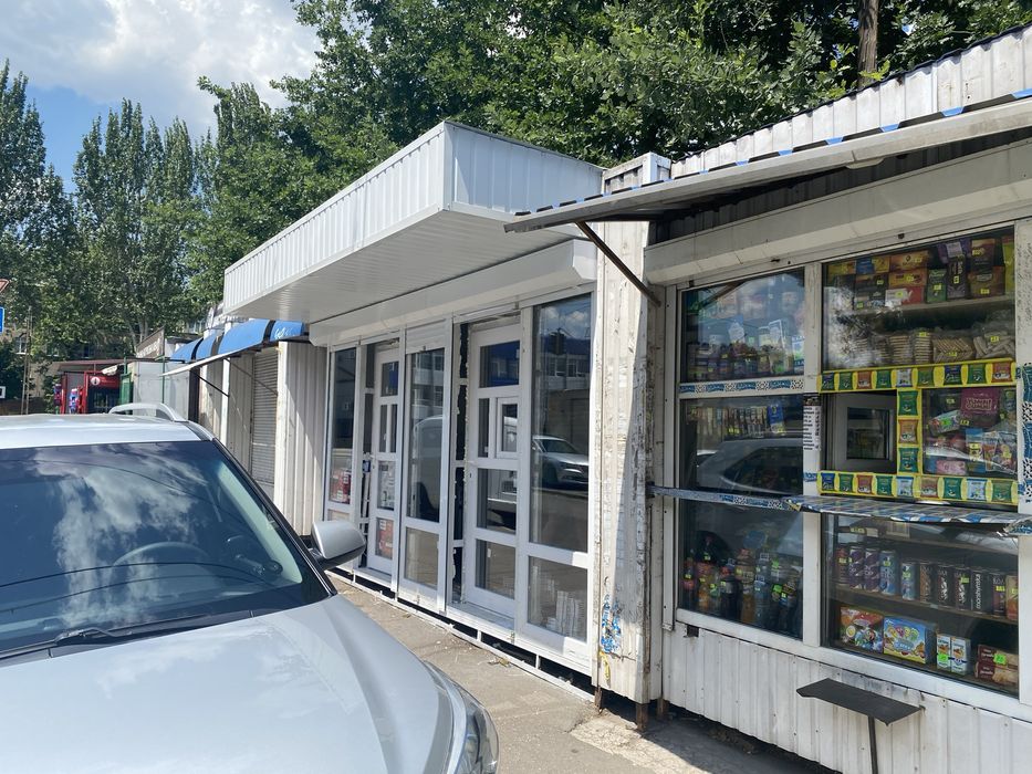 Сдам в аренду киоск в торговом ряду на Брюллова