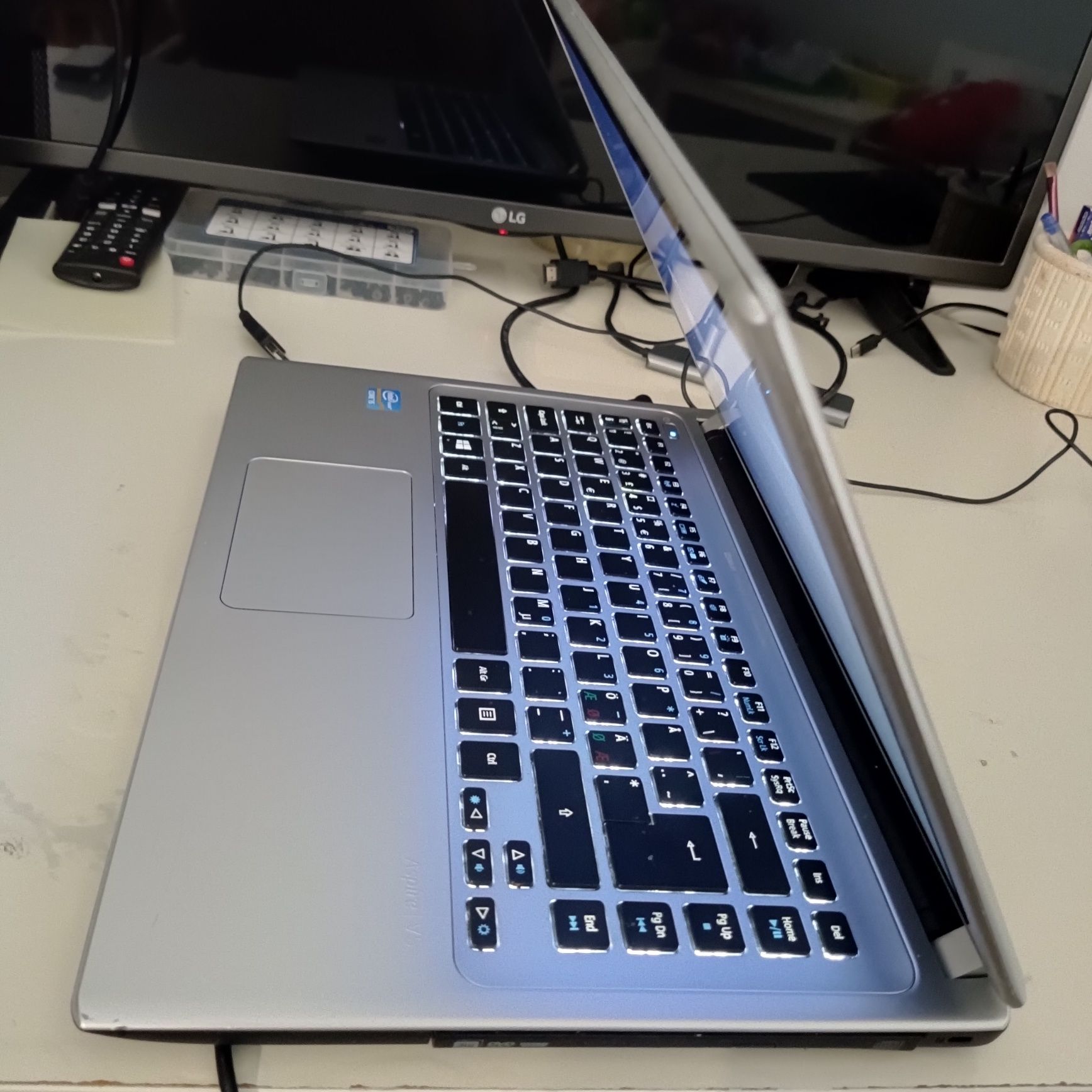 Acer aspire V5-471