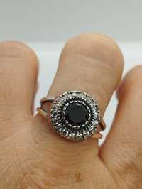 Серебряное кольцо 19 размер 5.04 грамма