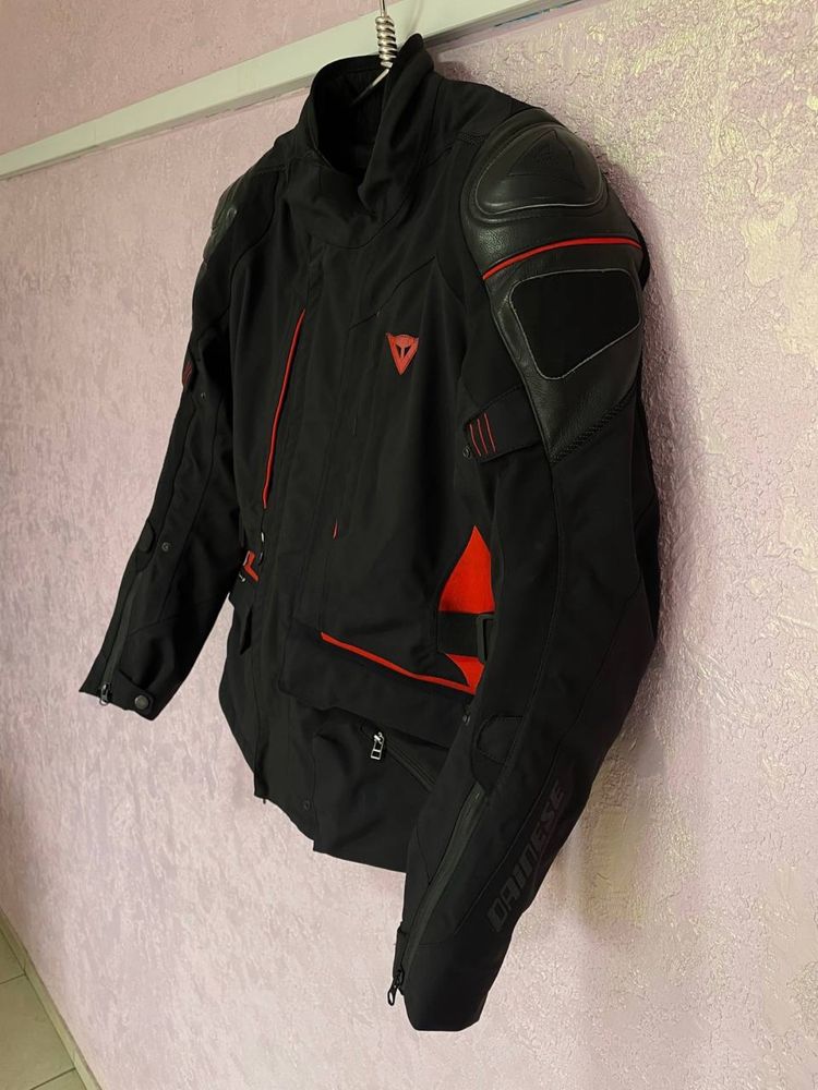 Мотокуртка  панцир jacket Dainese gore-tex