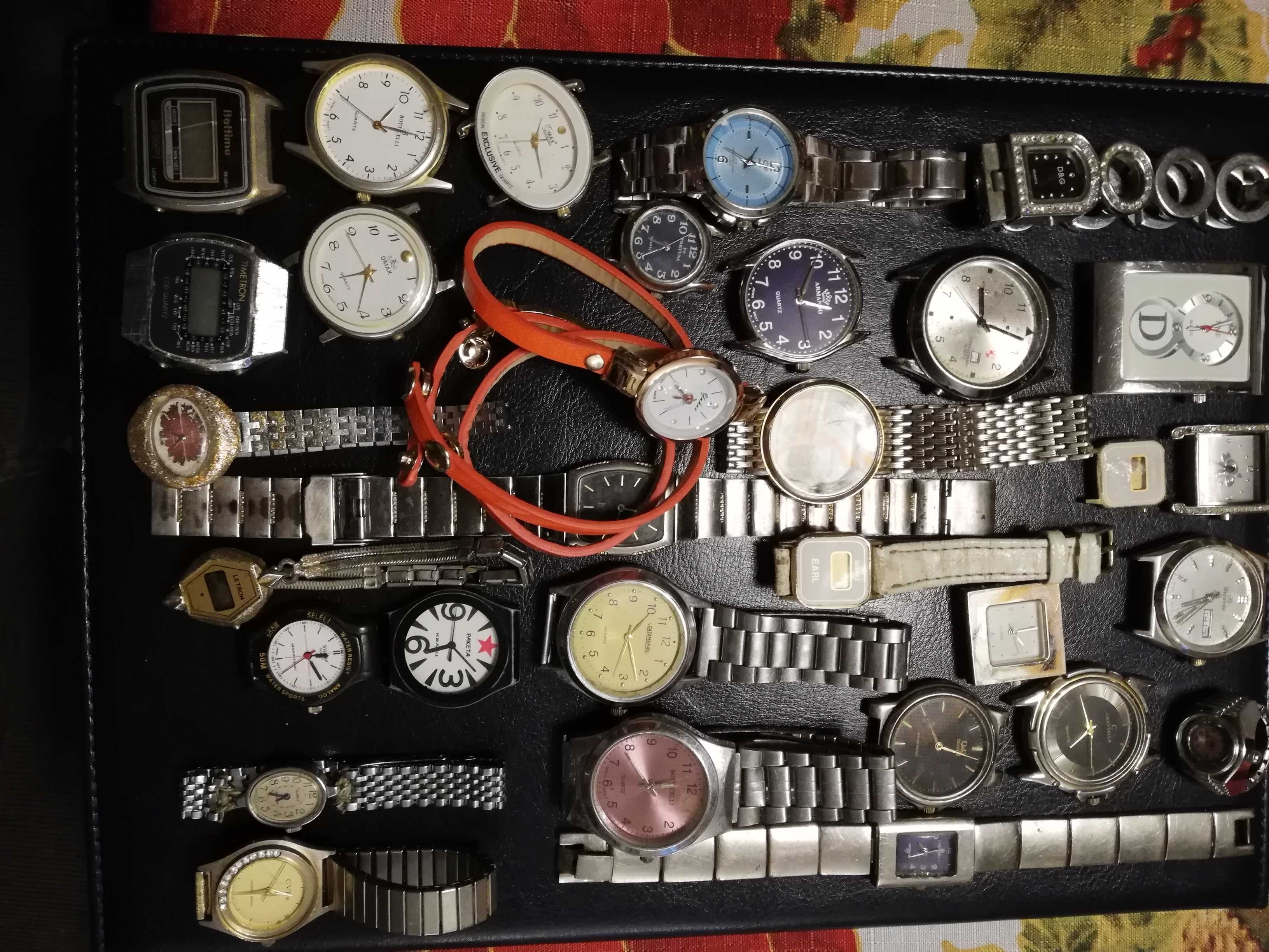 Sprzedam zestaw 45szt zegarków sprawne i do naprawy lub na części