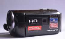 Kamera HD Sony HDR-PJ320 z projektorem