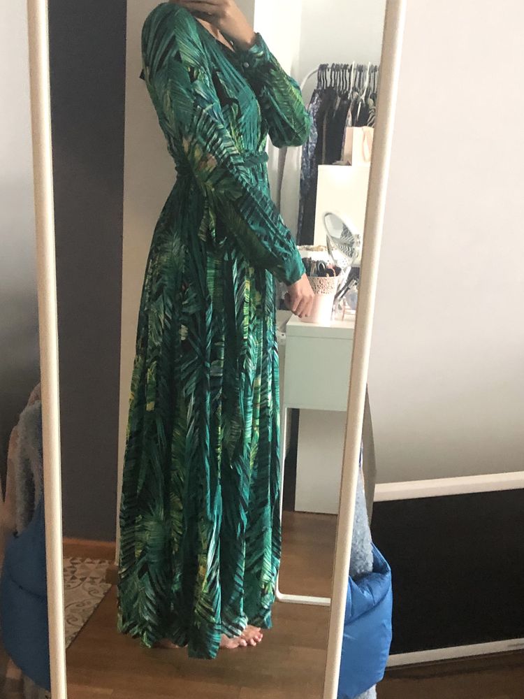 Sukienka maxi w kwiaty