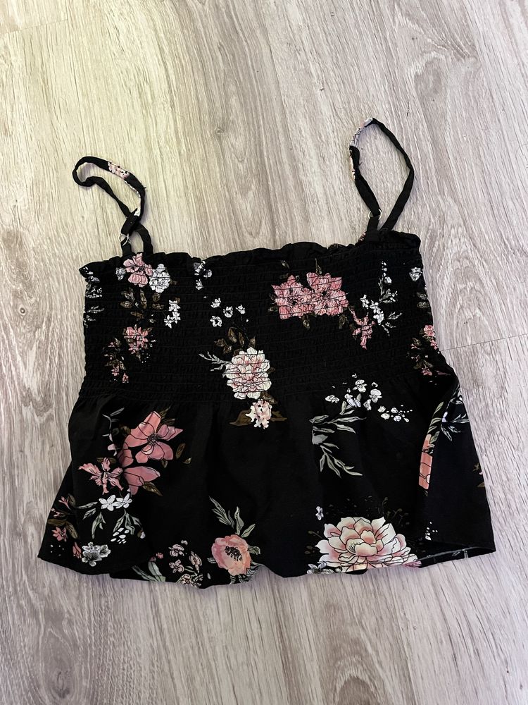 Crop top w kwiatki