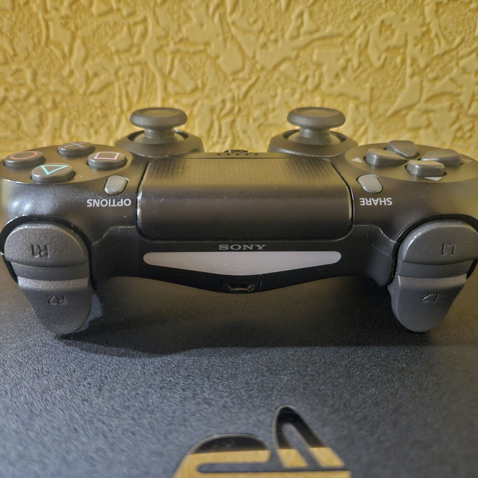 Sony Play Station 4Pro