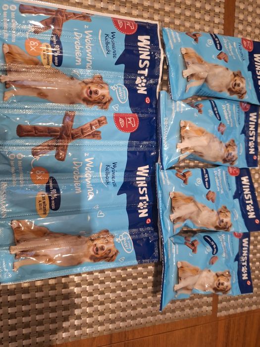 Zestaw WINSTON 8 kiełbasek i 4 szt przysmaków