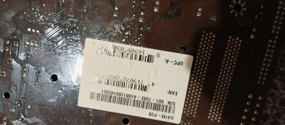 Материнська плата g41m чіпсет 775сокет