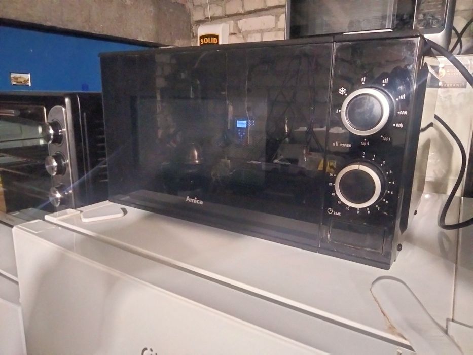Kuchenka mikrofalowa Amica z grillem