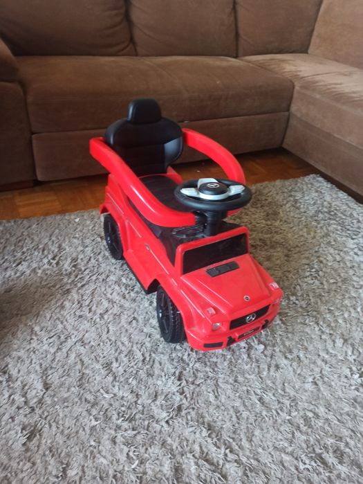 Samochód gadajacy Mercedes Benz