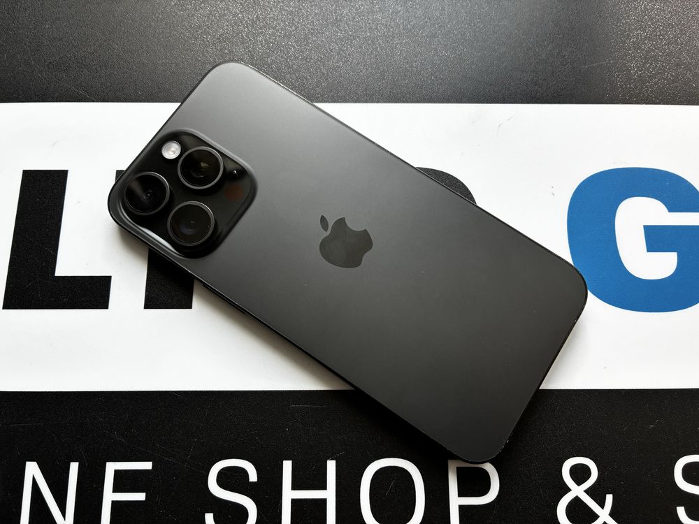 Ladny Apple iphone 15 Pro Max 256GB Black